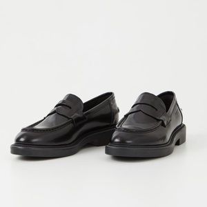 Alex W loafer